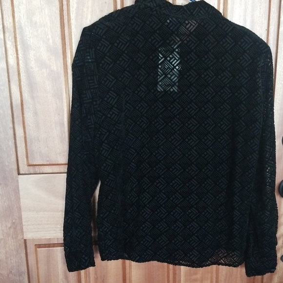 NWT, Hadi collection,  ladies button down top - Picture 2 of 8